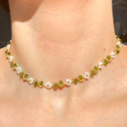 Handmade Beaded Necklace White Pearl and Green